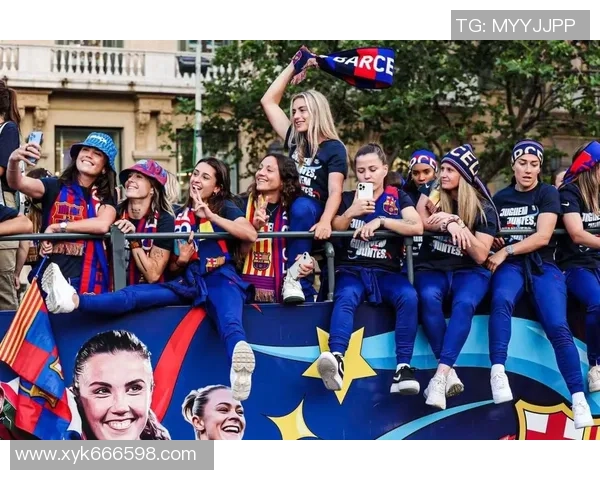 足球明星Ozel的生日庆祝活动精彩纷呈引发球迷热烈关注与祝福 足球明星Ozel的生日庆祝活动精彩纷呈引发球迷热烈关注与祝福